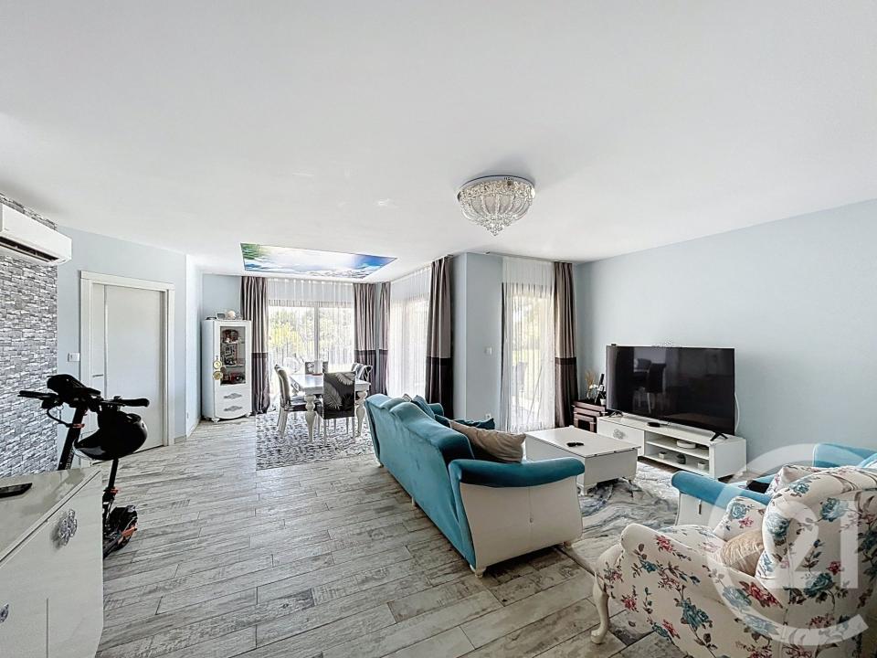 Condom, Midi-Pirenei 32100, Francia