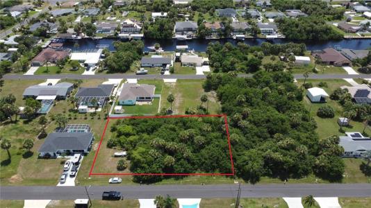 4501 Ewing Circle, Port Charlotte, Florida 33948, USA