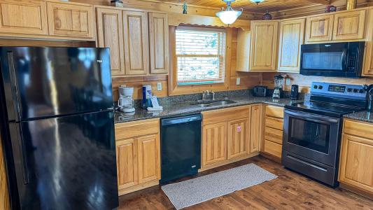 1352 Timberwolf Way, Sevierville, Tennessee 37876