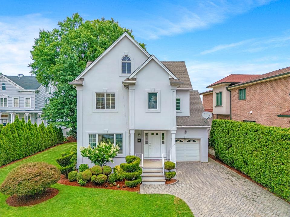 519 Summit Avenue, Fort Lee, New Jersey 07024, États-Unis