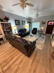 105967 S Rolling Hills Drive, Meeker, Oklahoma 74855, USA