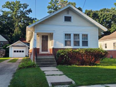 1025 2nd NW, Mason City, Iowa 50401, USA