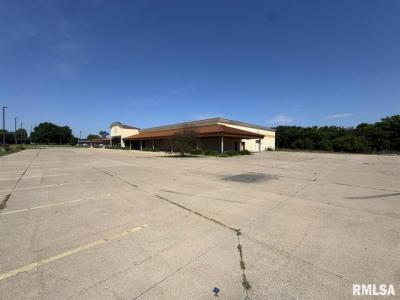 131 S Soangetaha Road, Galesburg, Illinois 61401, USA