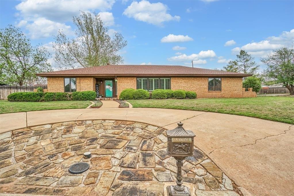 2300 Apache Pass, Altus, Oklahoma 73521, Estados Unidos