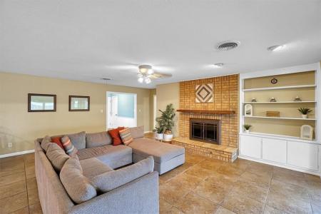 2300 Apache Pass, Altus, Oklahoma 73521, Estados Unidos