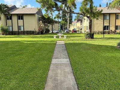 320 Pine Ridge Circle #B2, Greenacres, Florida 33463, Amerika Birleşik Devletleri