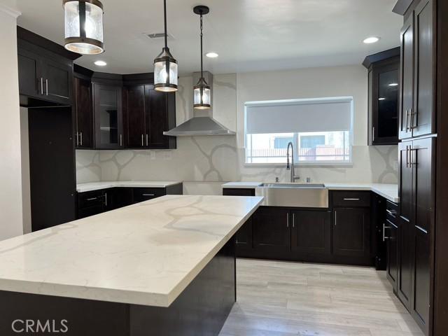 8312 Devenir Av, Downey, カリフォルニア 90242, アメリカ合衆国