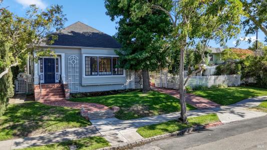 335 Bassett St, Petaluma, California 94952, Stati Uniti