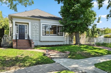 335 Bassett St, Petaluma, California 94952, Stati Uniti