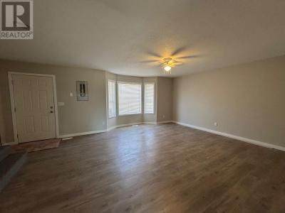 2198 CLARKE AVENUE, Merritt, Colombia Británica V1K 1B8, Canadá