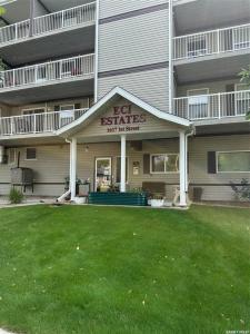 1637 1ST STREET, Estevan, Saskatchewan S4A 2X4, Canada