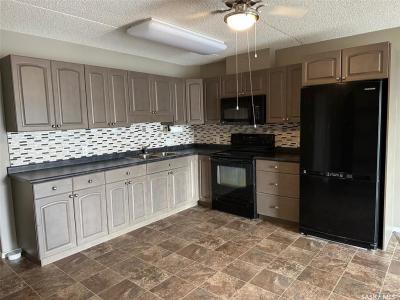 1637 1ST STREET, Estevan, Саскачеван S4A 2X4, Канада