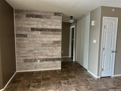 1637 1ST STREET, Estevan, Саскачеван S4A 2X4, Канада