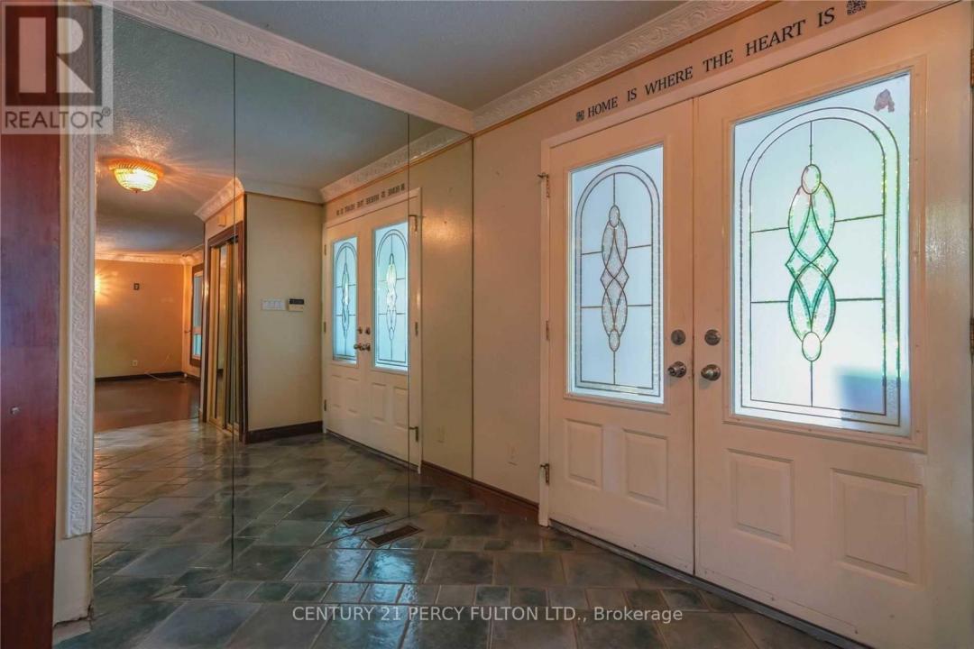 6172 KINGSTON ROAD, Toronto (highland Creek), 安大略省 M1C 1K9, 加拿大