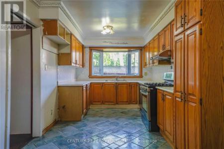 6172 KINGSTON ROAD, Toronto (highland Creek), 安大略省 M1C 1K9, 加拿大