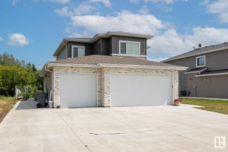 5225 55 55ST, Wabamun, Alberta T0E 2K0, Canada