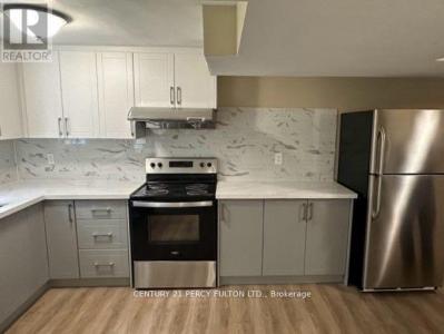 1115 RIDGEWOOD COURT, Pickering (liverpool), Ontario L1V 6M1, Canada