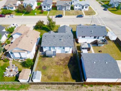 5617 PARK STREET, Blackfalds, Alberta T0M 0J0, Kanada