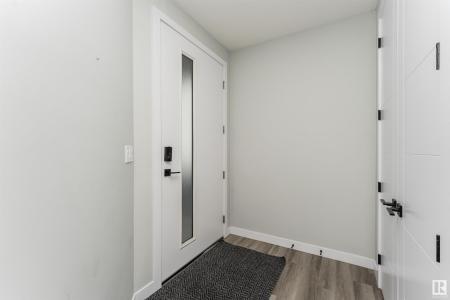 5386 KIMBALL PLACE SW, Edmonton, Alberta T6W 5E5, Kanada