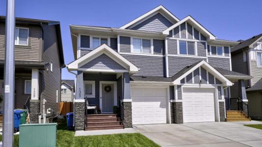 135 REUNION LOOP NW, Airdrie, Alberta T4B 4J6, Canada