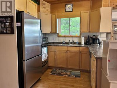 44 BIGSTONE BAY LODGE, Kirkup Township, Ontario P9N 3W8, Canada