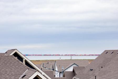 1892 STARLING DRIVE, Tsawwassen, British Columbia V4M 0G5, Canada