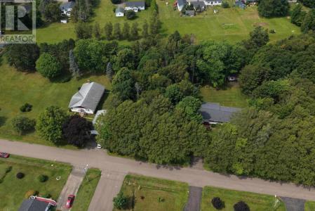 24-1 BIRCHWOOD HEIGHTS, Summerside, Île-du-Prince-Édouard C1N 4C3, Canada