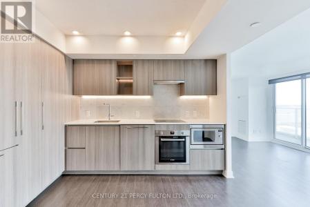 19 BATHURST STREET, Toronto (waterfront Communities), オンタリオ M5V 0N2, カナダ