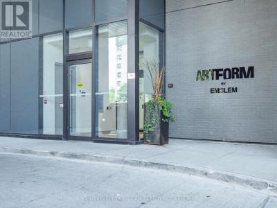 86 DUNDAS STREET EAST, Mississauga (cooksville), אונטריו L5A 1W4, קנדה 