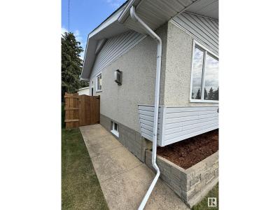 4221 50 ST, Vegreville, Альберта T9C 1B6, Канада