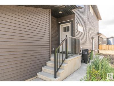 1218 PLUM BEND BN SW, Edmonton, Alberta T6X 3A6, Kanada
