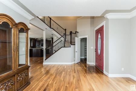 9112 159 AVENUE NW, Edmonton, Alberta T5Z 3X2, Kanada