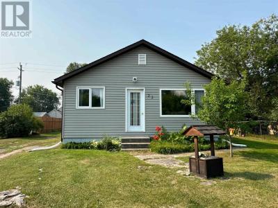 22 WILLIAM ST, Cochenour, Ontario P0V 1L0, Canada