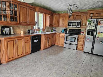 8865 HWY 101 HIGHWAY, Brighton, Yeni İskoçya B0V 1A0, Kanada