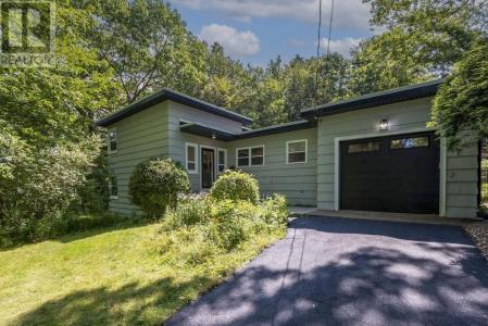 1 WAGNER AVENUE, Halifax, Nova Scotia B3M 2H9, Canada