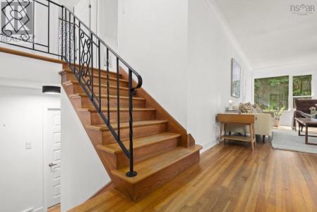 1 WAGNER AVENUE, Halifax, Yeni İskoçya B3M 2H9, Kanada