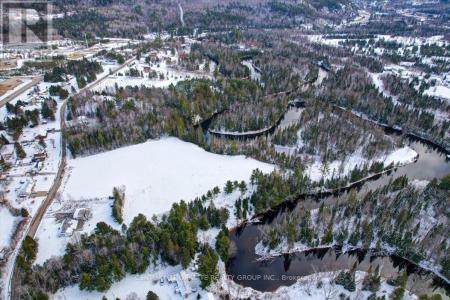 40 YORK RIVER DRIVE, Bancroft (bancroft Ward), 온타리오주 K0L 1C0, 캐나다