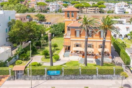 Via Aurelia, Santa Marinella, Lazio 00058, איטליה