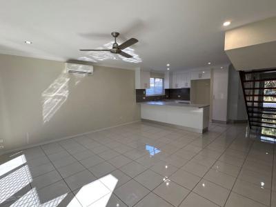 1/10 Menzies Court, Moranbah, QLD 4744, 澳大利亚