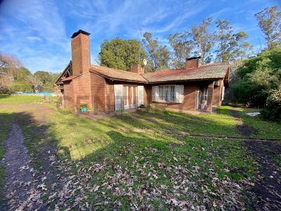 Los mirlos e/ Los perales y Los mimbres , General Pueyrredón, Buenos Aires (fuera De GBA) 7600, Аргентина