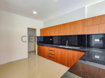 Barrio La Colorada, Calle El Aguilillo s/n , Sur, Santa Cruz 00001, Bolivia