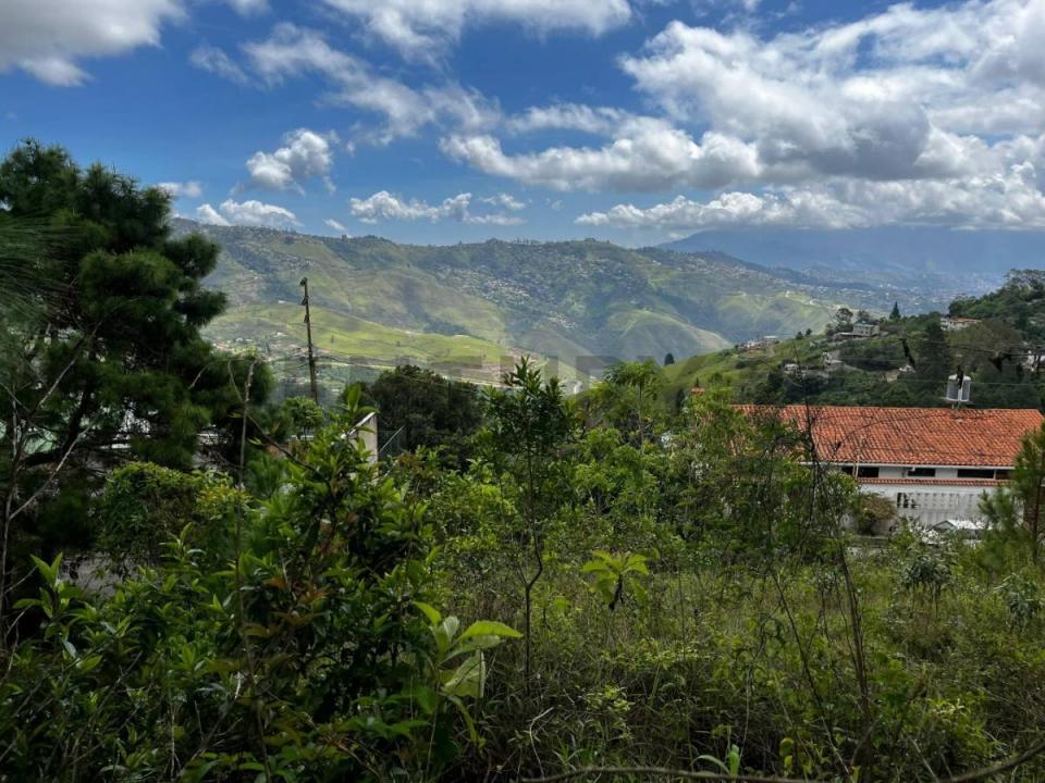 kilometro 16 del junquito Lote de Terreno, Caracas, Distrito Capital 1030, Venezuela