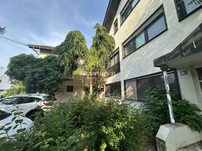 Ljubljana, Rožna dolina, Ljubljana, Osrednjeslovenska 1111, Slovenia