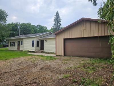 641 2ND ST, Holdingford, מינסוטה 56340, ארצות הברית של אמריקה 