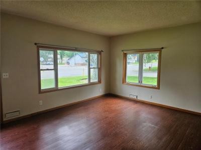641 2ND ST, Holdingford, מינסוטה 56340, ארצות הברית של אמריקה 