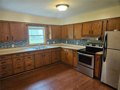 641 2ND ST, Holdingford, מינסוטה 56340, ארצות הברית של אמריקה 