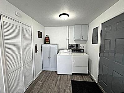 1007 Chestnut St., Springfield, Dakota Du Sud 57062, États-Unis