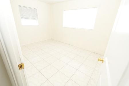 2219 Allan Adale Road, Melbourne, 佛罗里达州 32935, 美国