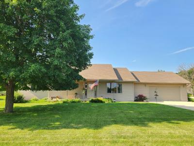 712 Bison Dr, Nora Springs, Iowa 50458