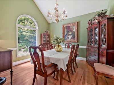 11902 Mountain Crest Circle, Charlotte, Karolina Północna 28216, USA
